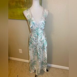 NWT Oscar de la Renta Pink Label Sleeveless Nightgown, Size Medium